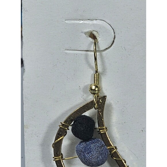 Handmade Boho Dangle Earrings Gold Tone Wire Wrapped Leaf Frame with Fabric Ball - Picture 8 of 10
